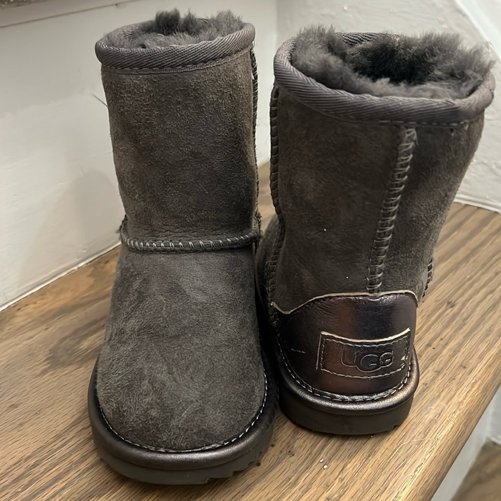 Toddler size 8 UGG